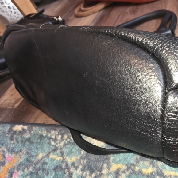 Calvin Klein Black Leather Handbag - Picture 5 of 10